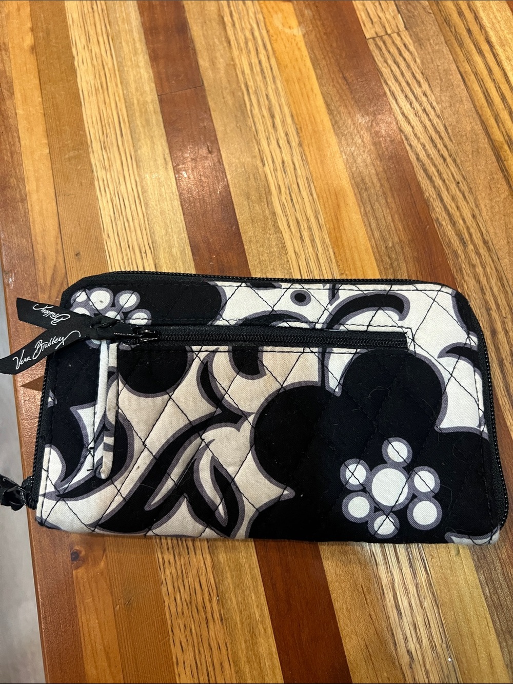 Vera Bradley Black & Cream Quilted Floral Wristlet Wallet
